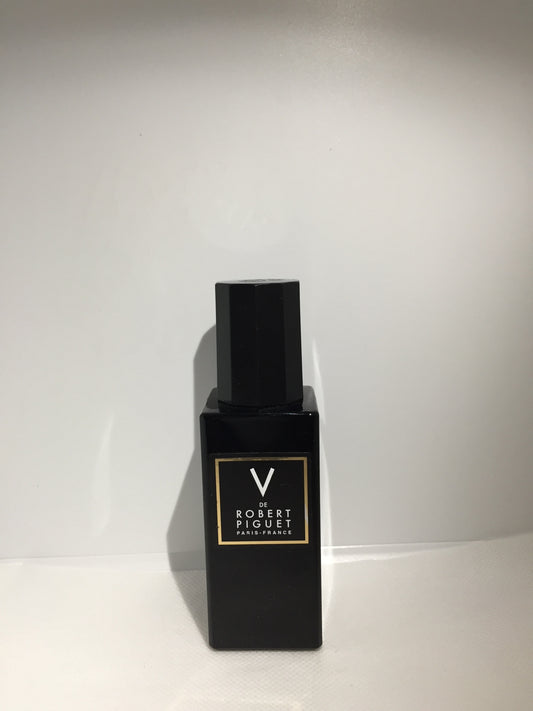 Robert Piguet V
